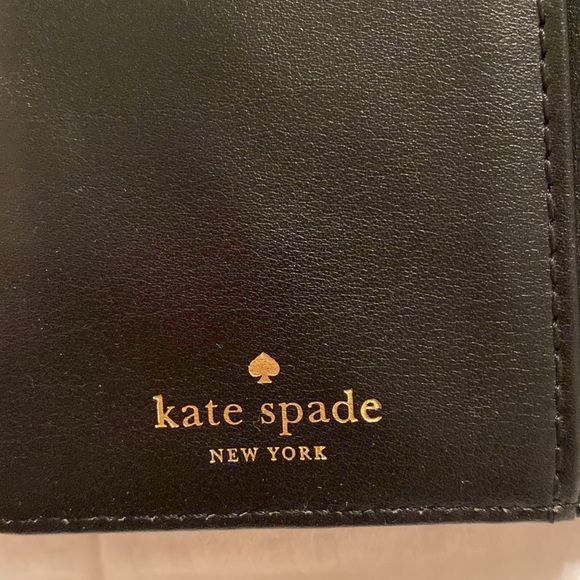 Kate Spade wallet - Picture 5 of 10